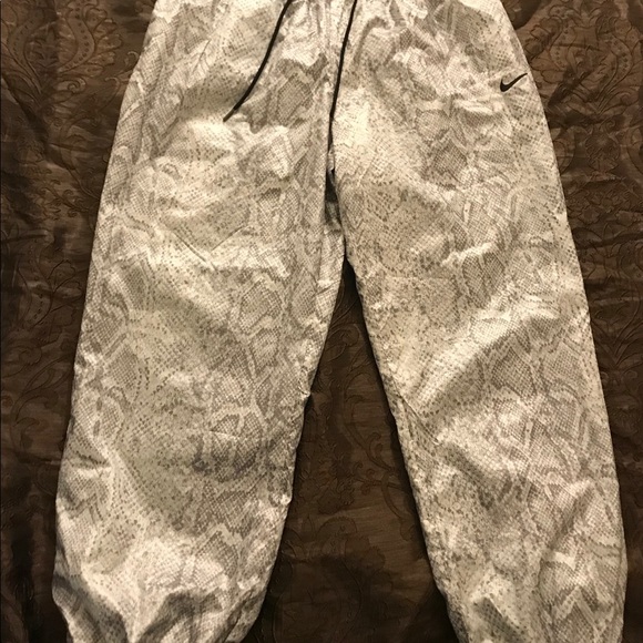 Nike snake pants - Picture 2 of 7